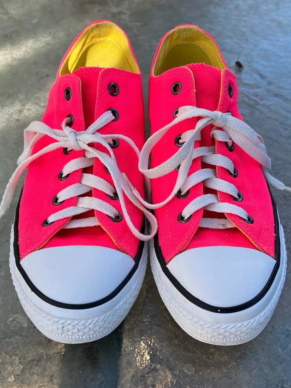 Converse Chuck Taylor All Star Double Tongue Neon Pink Low Top 614130F